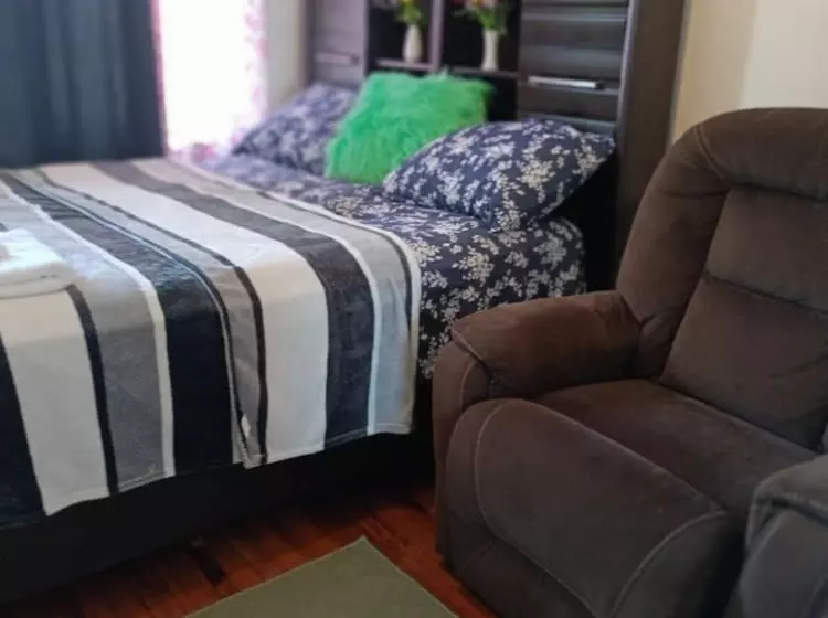 Majatalo Fada Guest House Newark Nj Airport Ewr
