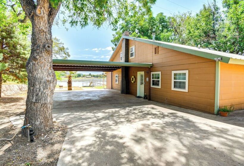 Sweetwater Lake House W/ Covered Patio!
