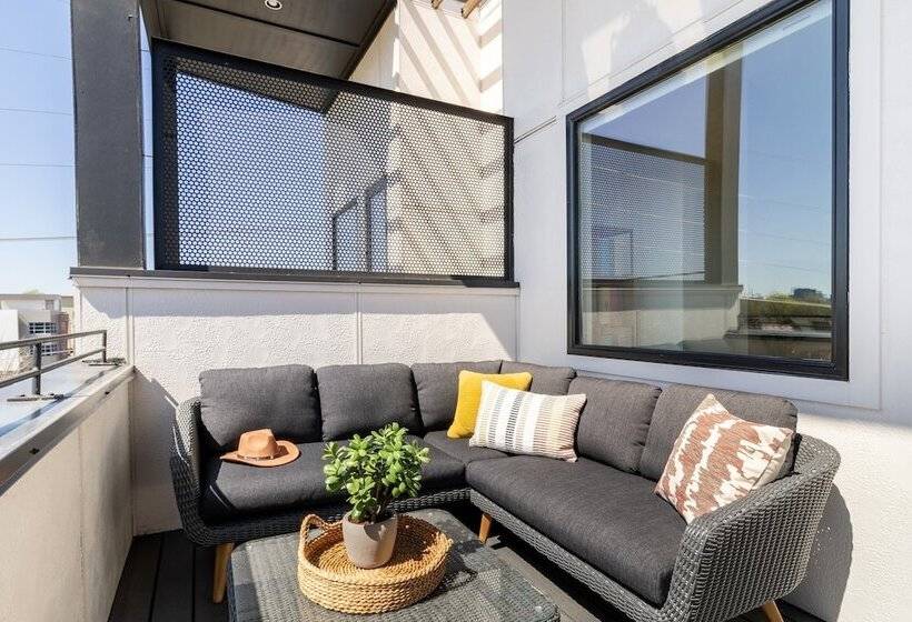 The Conway Ensemble Escape W/ Deck