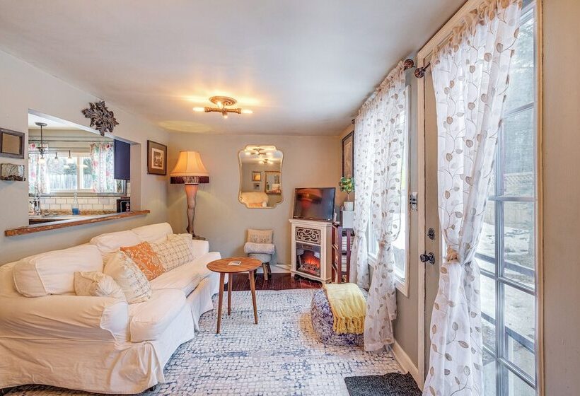 The I House  Interlochen Home W/ Sauna, Fireplace