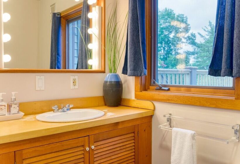 Wellspring By Avantstay Indoor Pool + Views