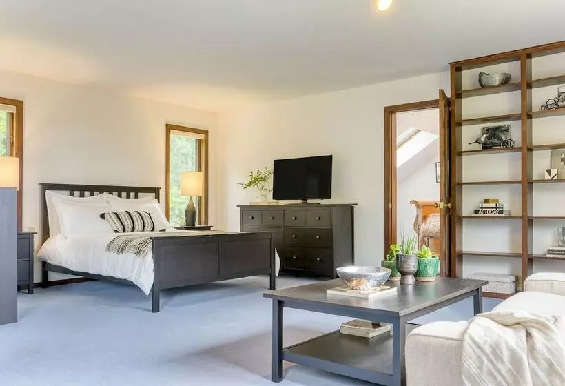 Wellspring By Avantstay Indoor Pool + Views