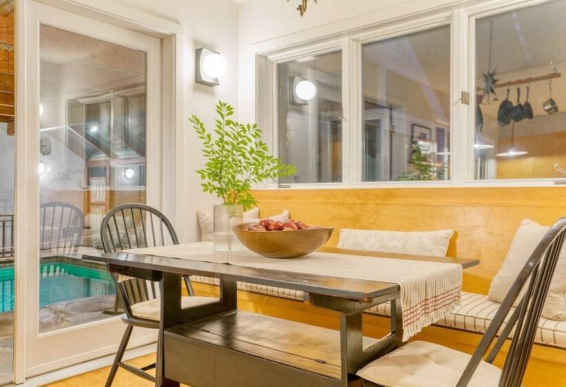 Wellspring By Avantstay Indoor Pool + Views