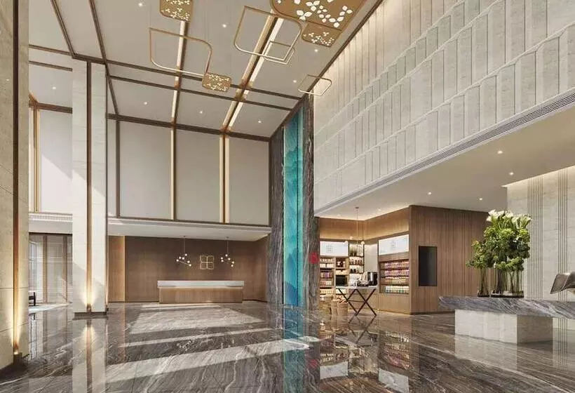 Hotelli Hilton Garden Inn Xingyi Wanfenglin