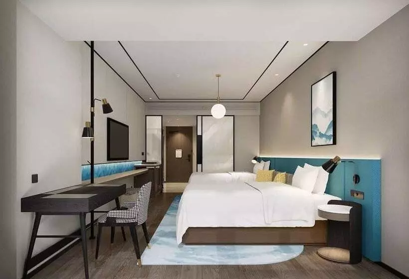 Hotelli Hilton Garden Inn Xingyi Wanfenglin