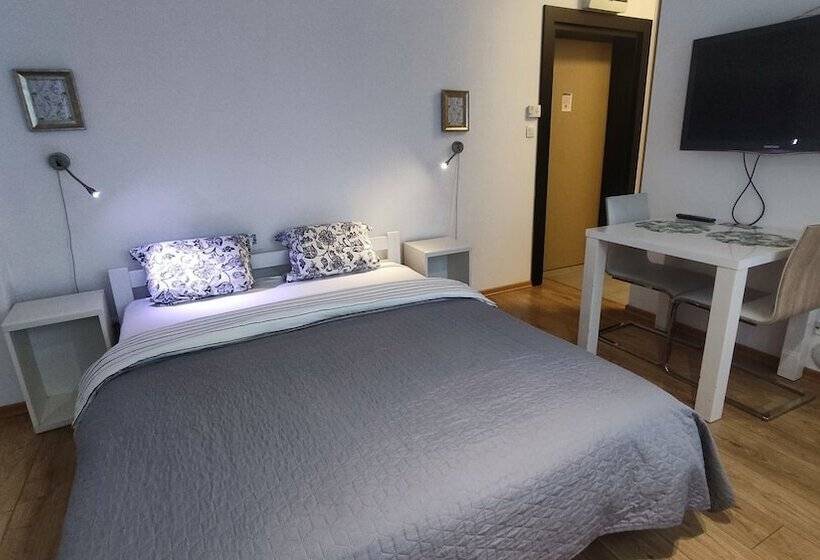 Apartamenty Varsovia 304