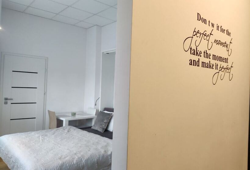 Apartamenty Varsovia 304