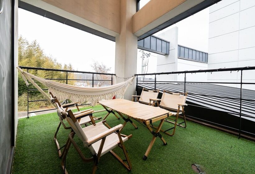 Carrot Ryokan Poolvilla