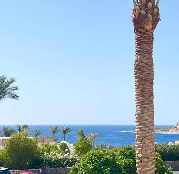 2 Bedrooms 2 Bathrooms Apartment At Domina Coral Bay Sea View