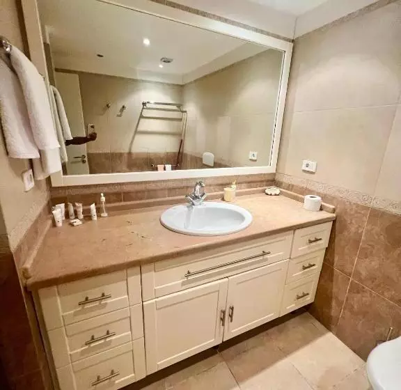 2 Bedrooms 2 Bathrooms Apartment At Domina Coral Bay Sea View