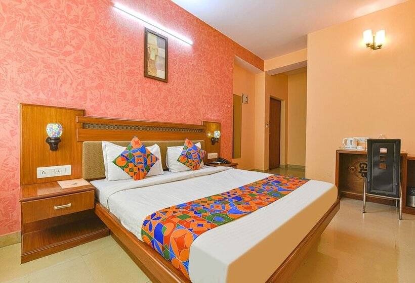 Fabhotel Royal Residency