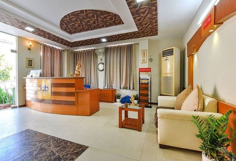 Fabhotel Royal Residency