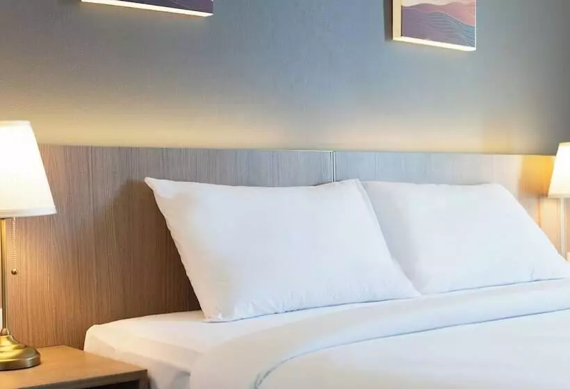 Hotelli B2 Mae Sot Boutique & Budget