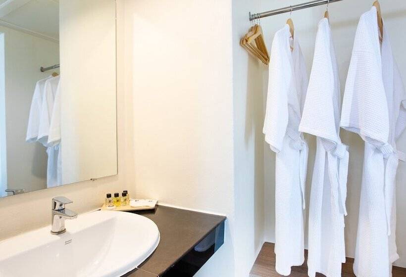 호텔 B2 Mae Sot Boutique & Budget