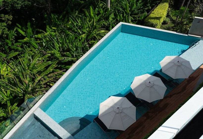 호텔 Bluepoint Seaview Patong 818