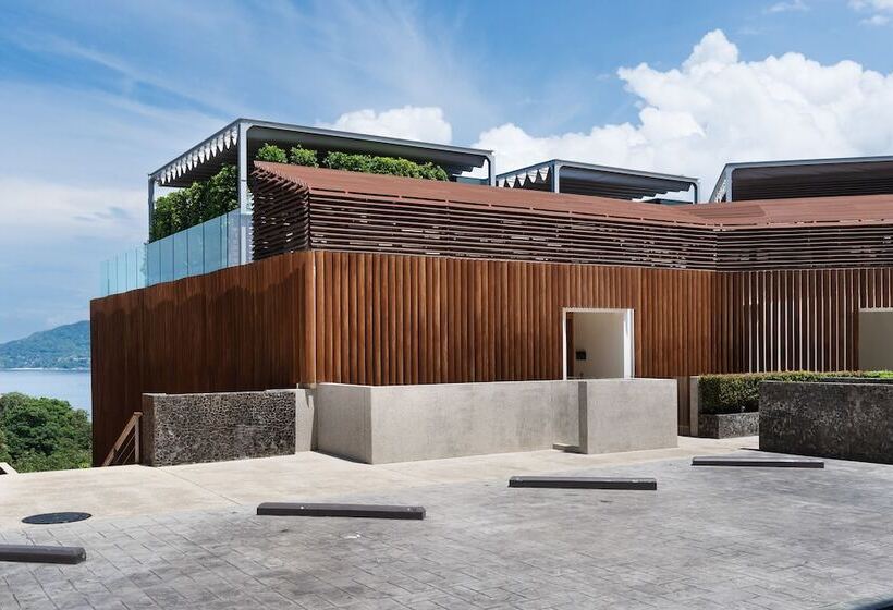 호텔 Bluepoint Seaview Patong 818