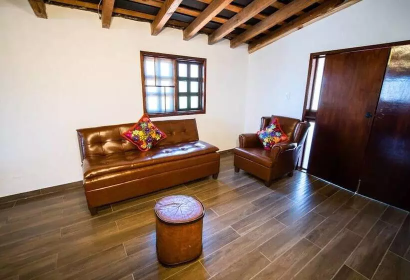 ホテル La Diligencia Cabañas Campestres