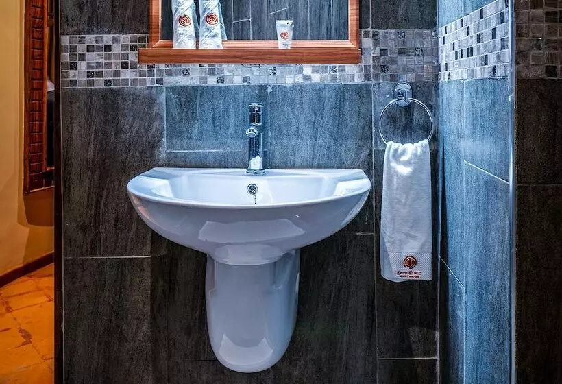 هتل Divine Resort & Spa