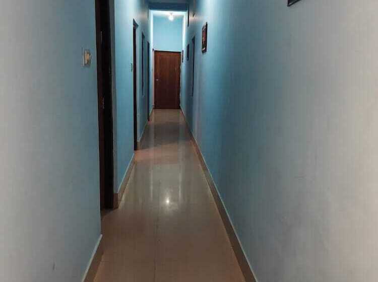 هتل Goroomgo Jagannath Inn Puri