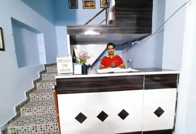 هتل Goroomgo Jagannath Inn Puri