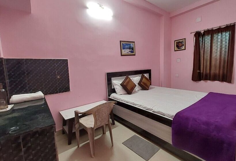 هتل Goroomgo Jagannath Inn Puri