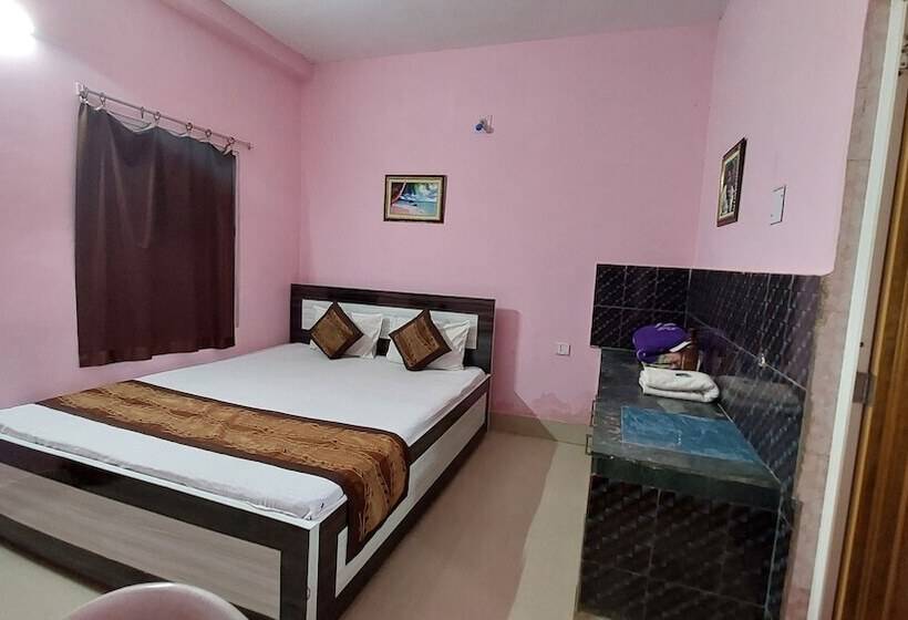 هتل Goroomgo Jagannath Inn Puri