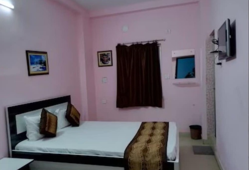 هتل Goroomgo Jagannath Inn Puri