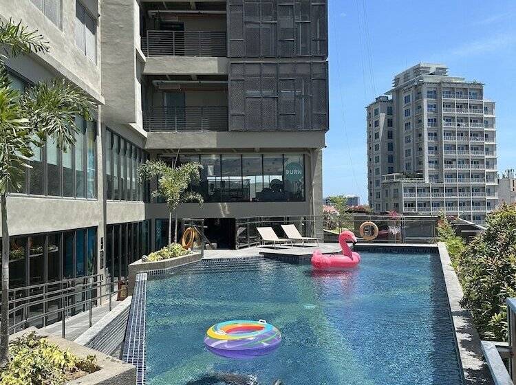 ホテル Lyf Cebu City