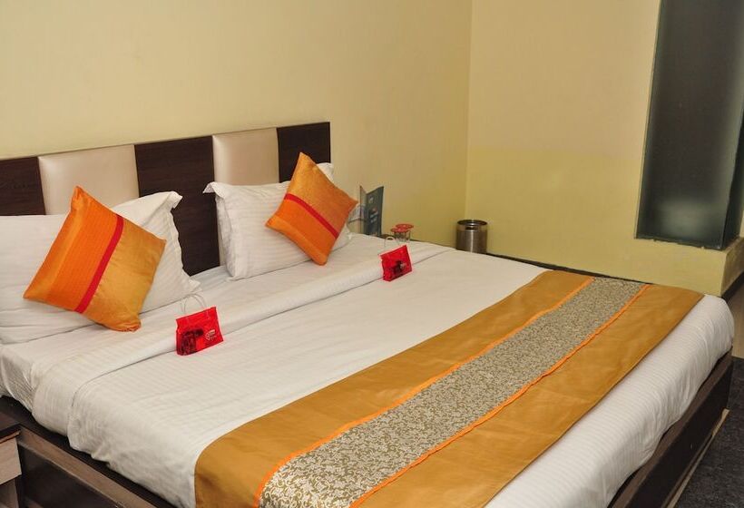 هتل Mm Yellowuds By Oyo Rooms
