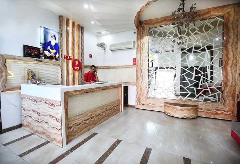 هتل Mm Yellowuds By Oyo Rooms