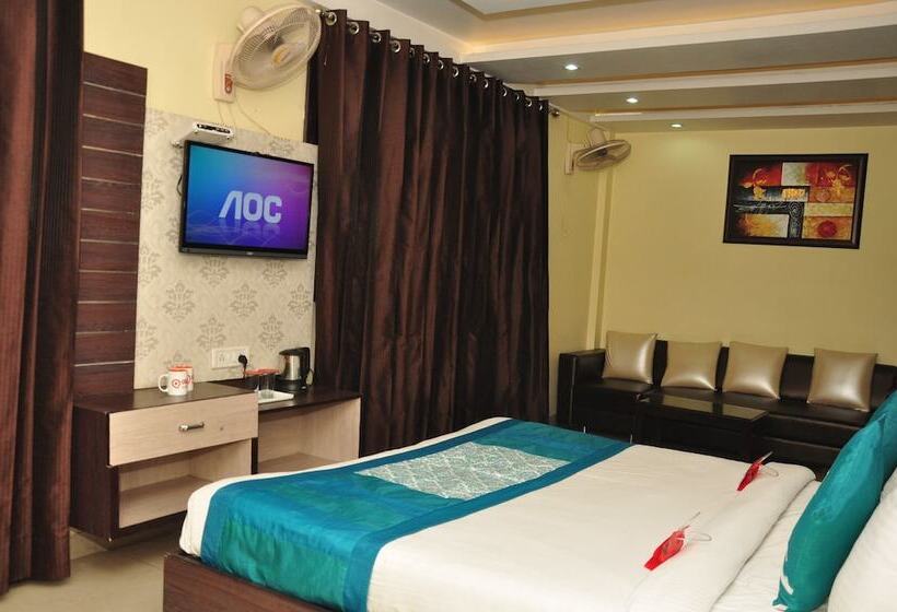 هتل Mm Yellowuds By Oyo Rooms