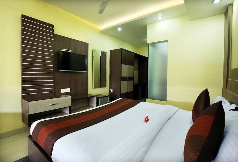 هتل Mm Yellowuds By Oyo Rooms