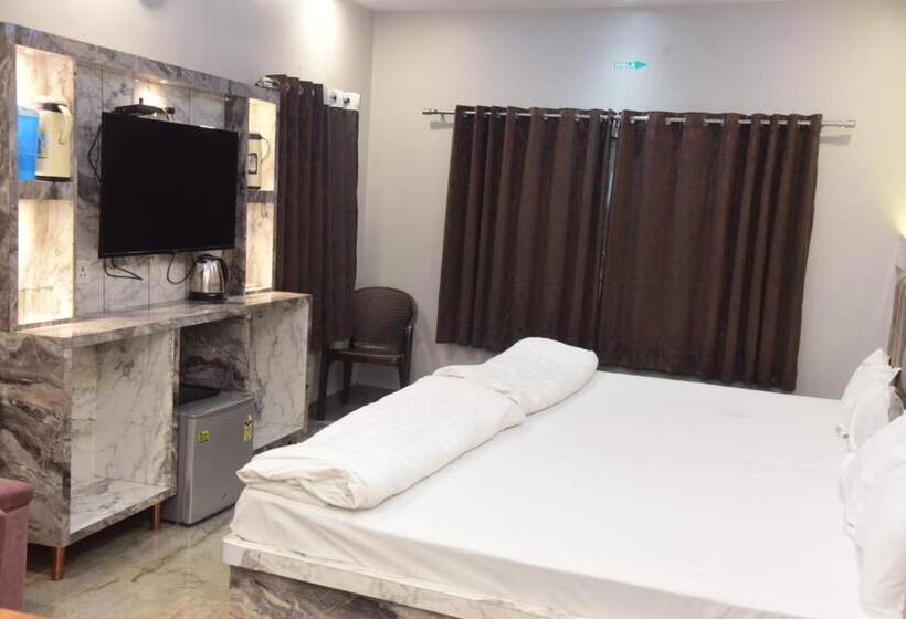 Hotel Mohammedi 1 Min Distance From Dargah Sharif