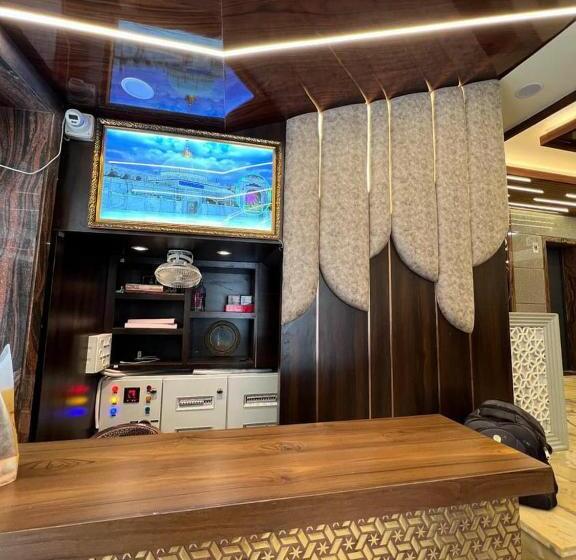 Hotel Mohammedi 1 Min Distance From Dargah Sharif