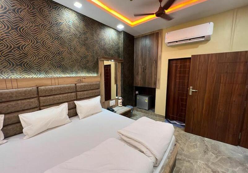 Hotel Mohammedi 1 Min Distance From Dargah Sharif