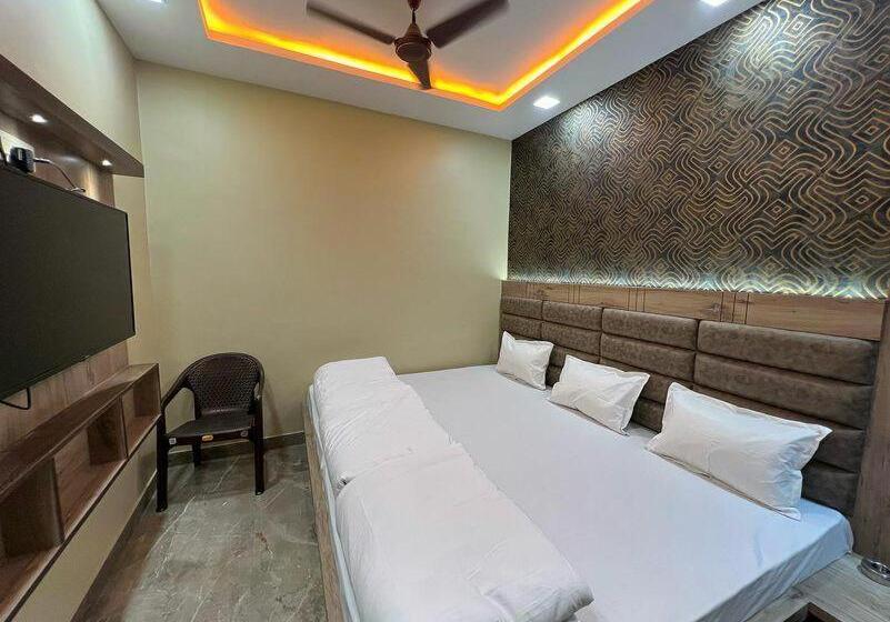 Hotel Mohammedi 1 Min Distance From Dargah Sharif