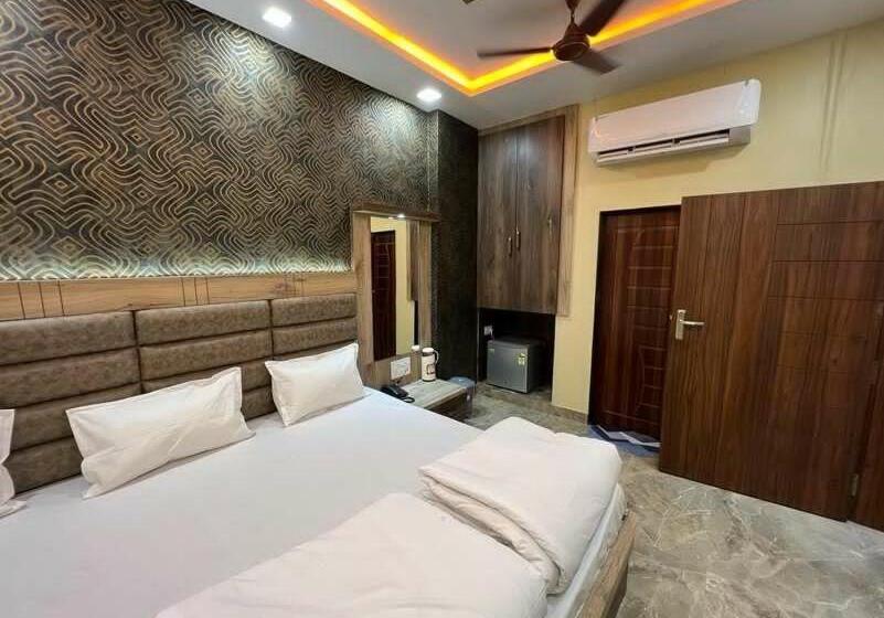 Hotel Mohammedi 1 Min Distance From Dargah Sharif