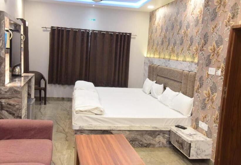 Hotel Mohammedi 1 Min Distance From Dargah Sharif