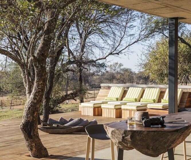 Otel Nako Safari Lodge