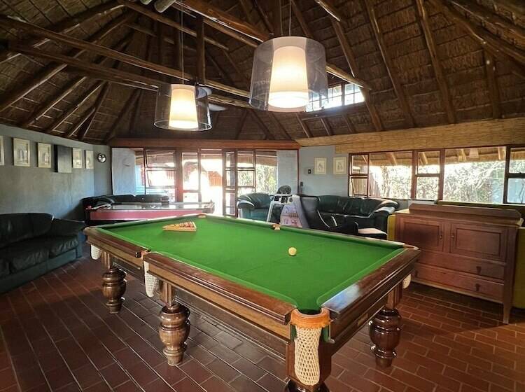 Otel Nako Safari Lodge