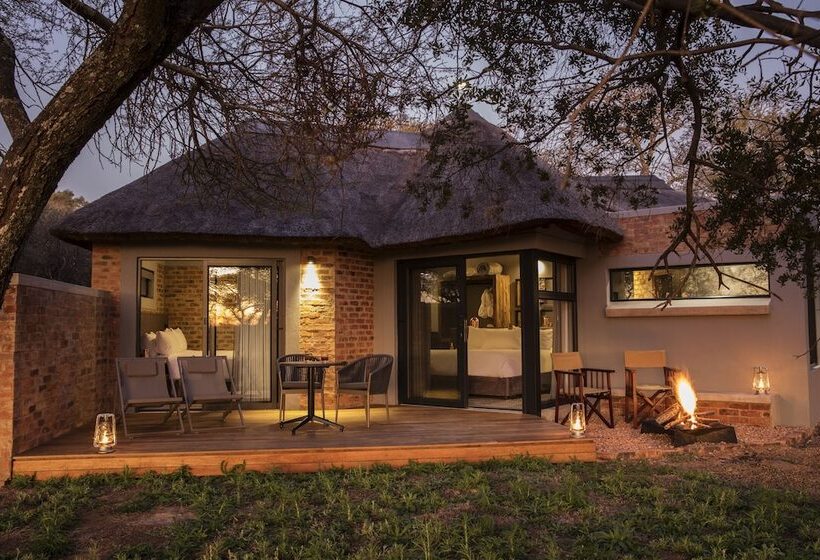 Otel Nako Safari Lodge