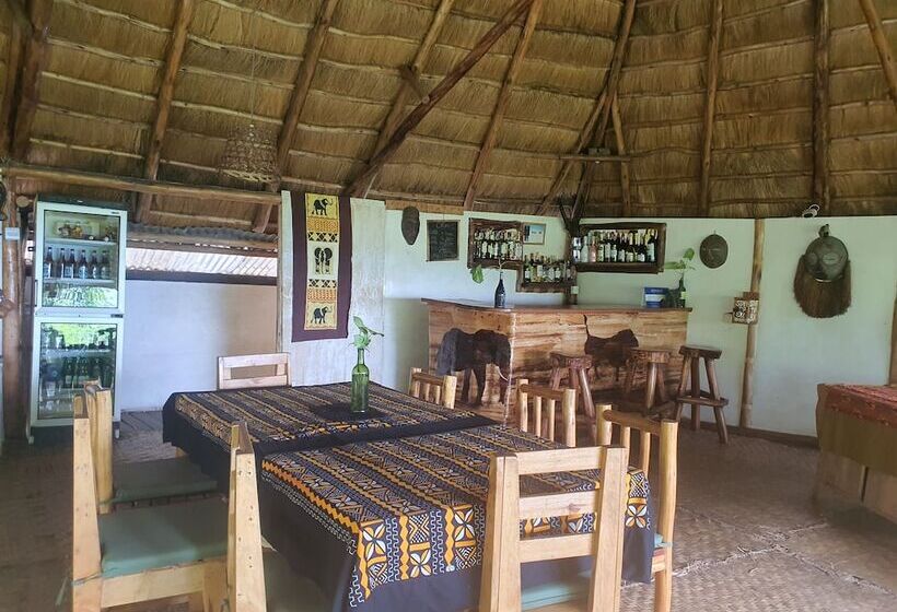 هتل Pumba Safari Cottages