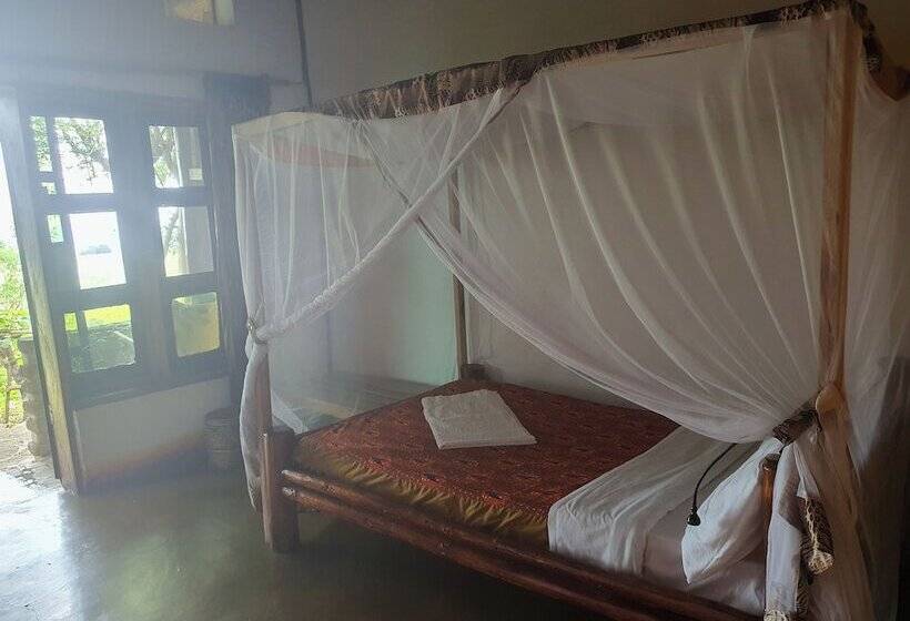 هتل Pumba Safari Cottages