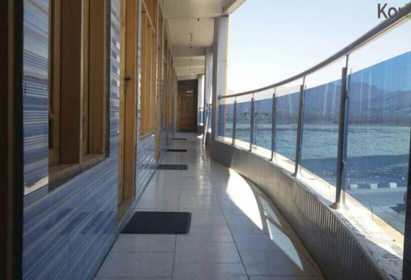 هتل River Side And Restaurant