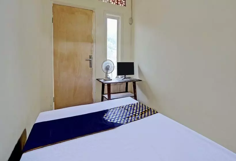ホテル Spot On 92799 Tanjung Indah Homestay Syariah