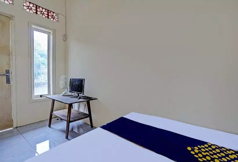 ホテル Spot On 92799 Tanjung Indah Homestay Syariah