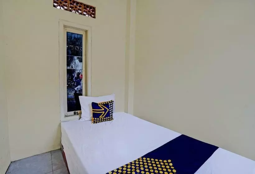 ホテル Spot On 92799 Tanjung Indah Homestay Syariah