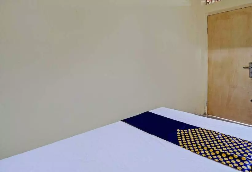 ホテル Spot On 92799 Tanjung Indah Homestay Syariah