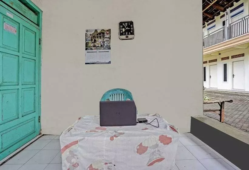 ホテル Spot On 92799 Tanjung Indah Homestay Syariah