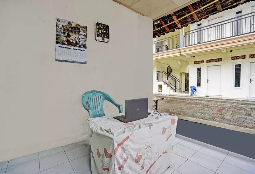 ホテル Spot On 92799 Tanjung Indah Homestay Syariah
